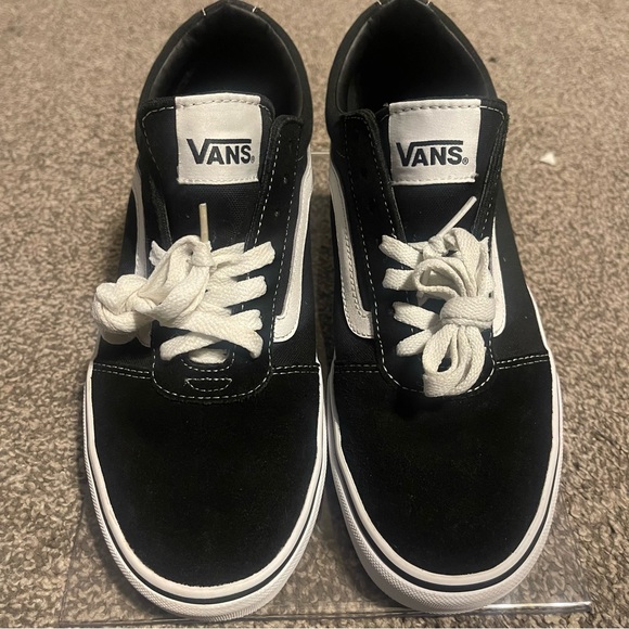 Men’s Vans Size 9. Very Clean. - Picture 6 of 6